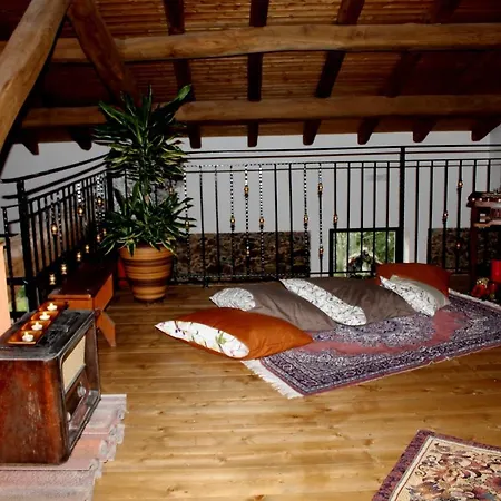 Antico Casale 3* ジョイオーザ・マレーア